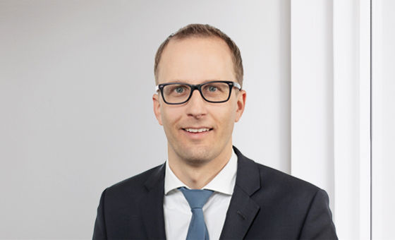 Portraitfoto von Michèl Durot, bei der St.Galler Kantonalbank